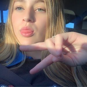 Meet your Posher, Sara